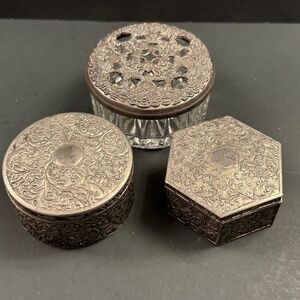 Set of 3 trinket boxes Vintage